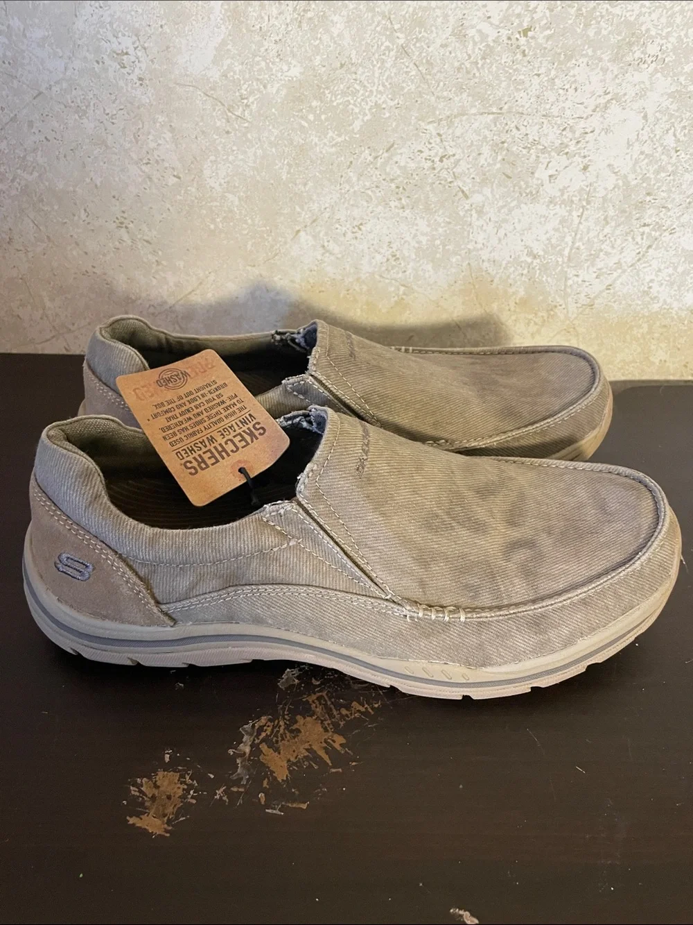Skechers easy slip